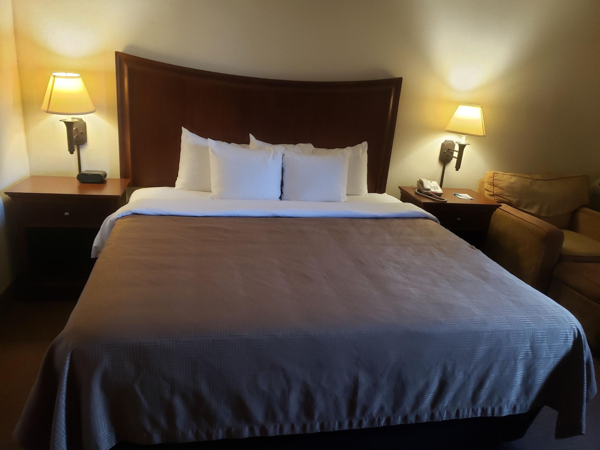 Tulsa Square Hotel Central, I-44 By Oyo ภายนอก รูปภาพ
