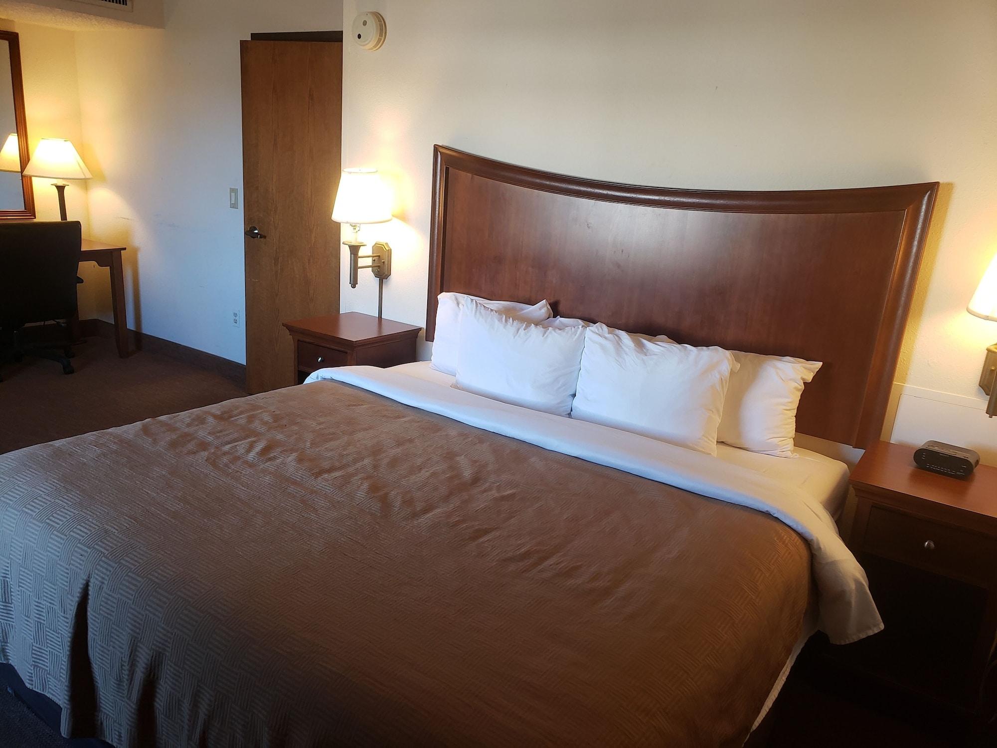 Tulsa Square Hotel Central, I-44 By Oyo ภายนอก รูปภาพ