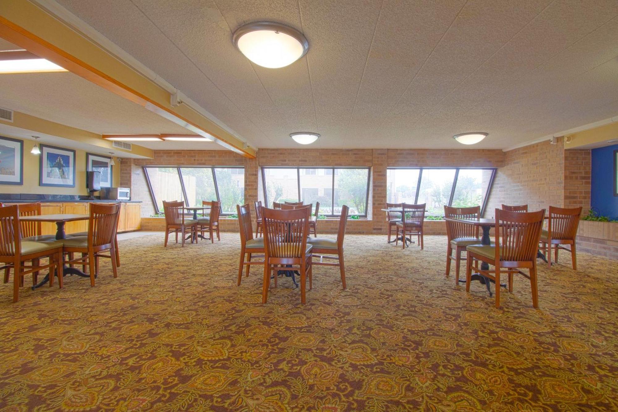 Tulsa Square Hotel Central, I-44 By Oyo ภายนอก รูปภาพ