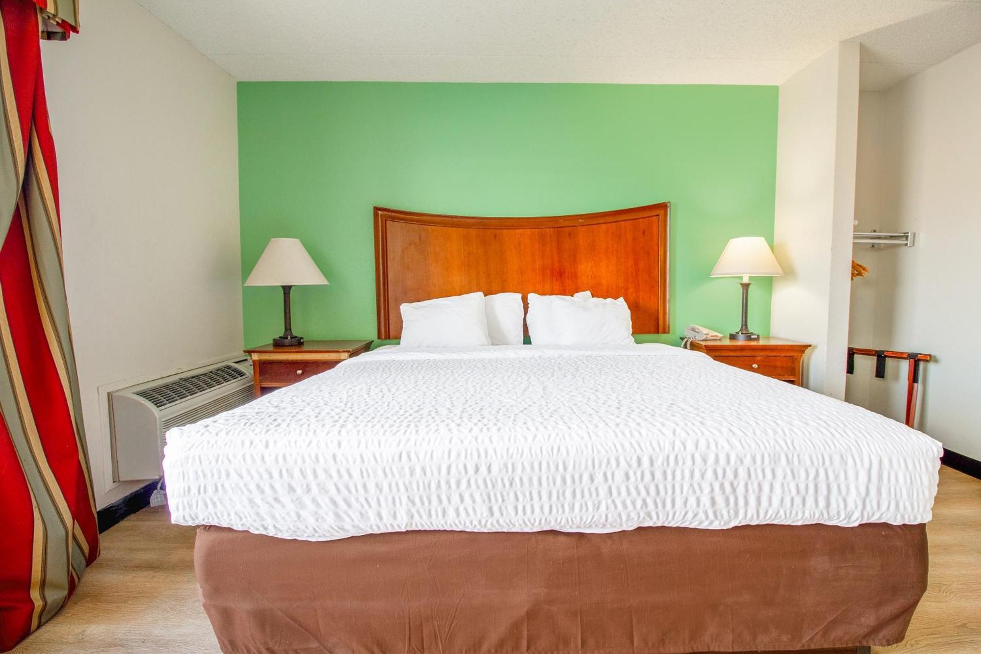 Tulsa Square Hotel Central, I-44 By Oyo ภายนอก รูปภาพ