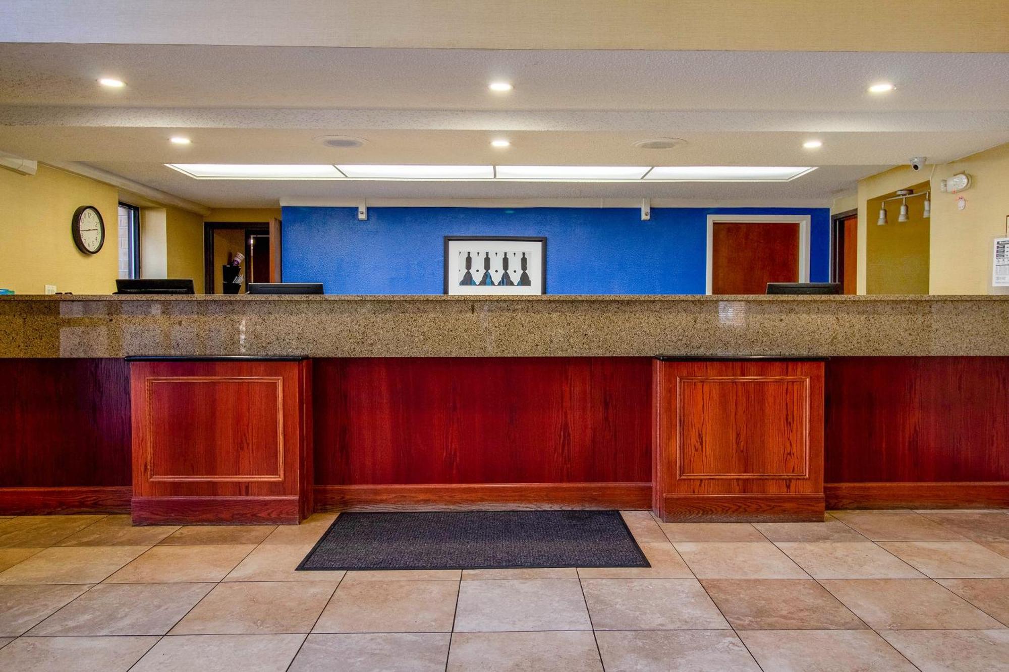 Tulsa Square Hotel Central, I-44 By Oyo ภายนอก รูปภาพ