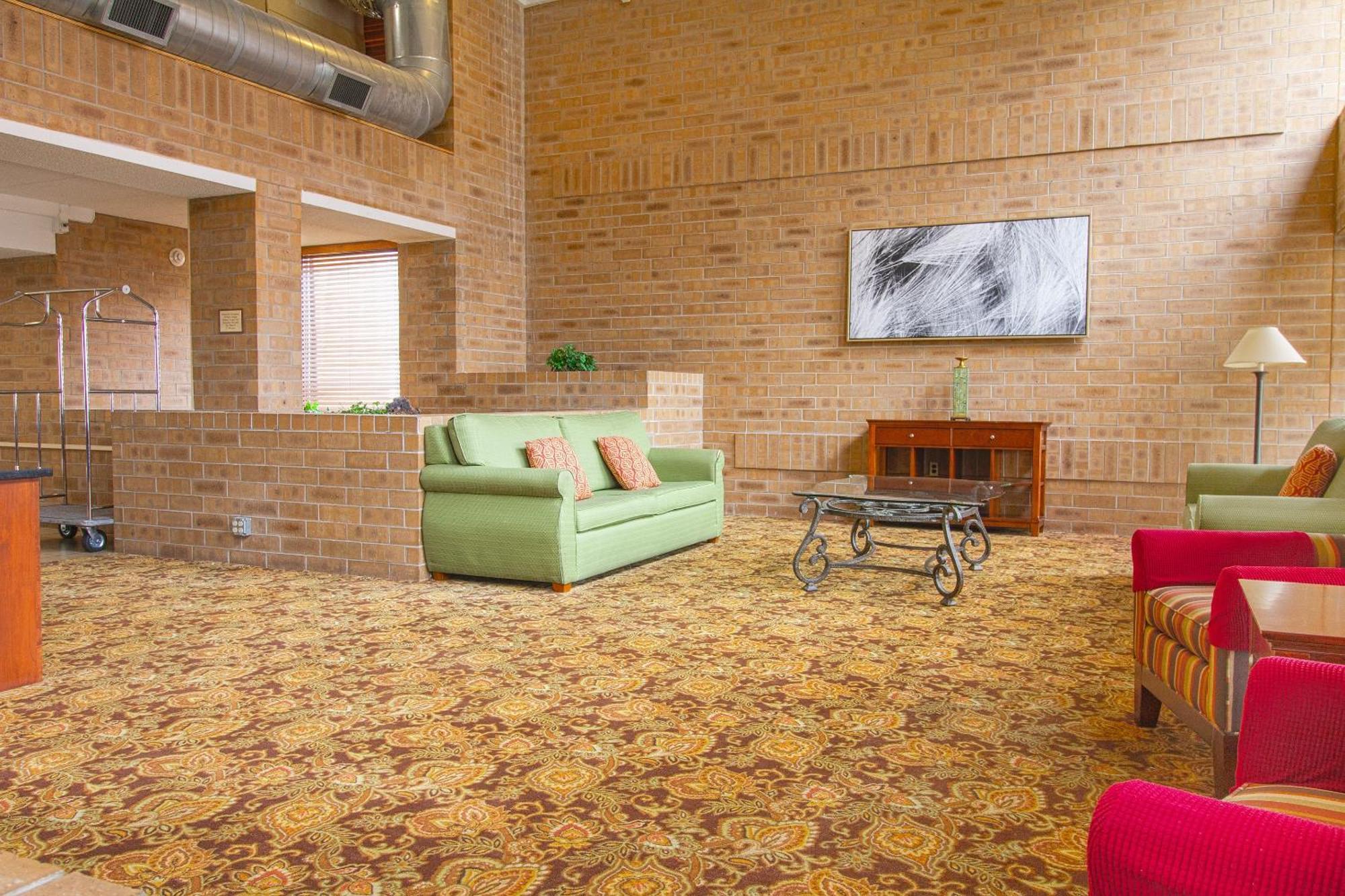Tulsa Square Hotel Central, I-44 By Oyo ภายนอก รูปภาพ