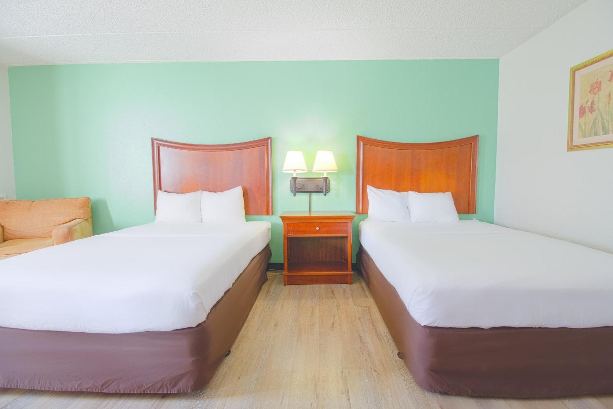 Tulsa Square Hotel Central, I-44 By Oyo ภายนอก รูปภาพ
