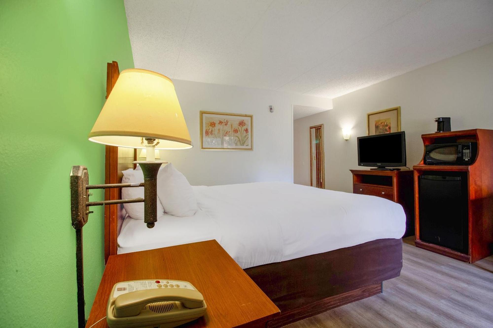 Tulsa Square Hotel Central, I-44 By Oyo ภายนอก รูปภาพ