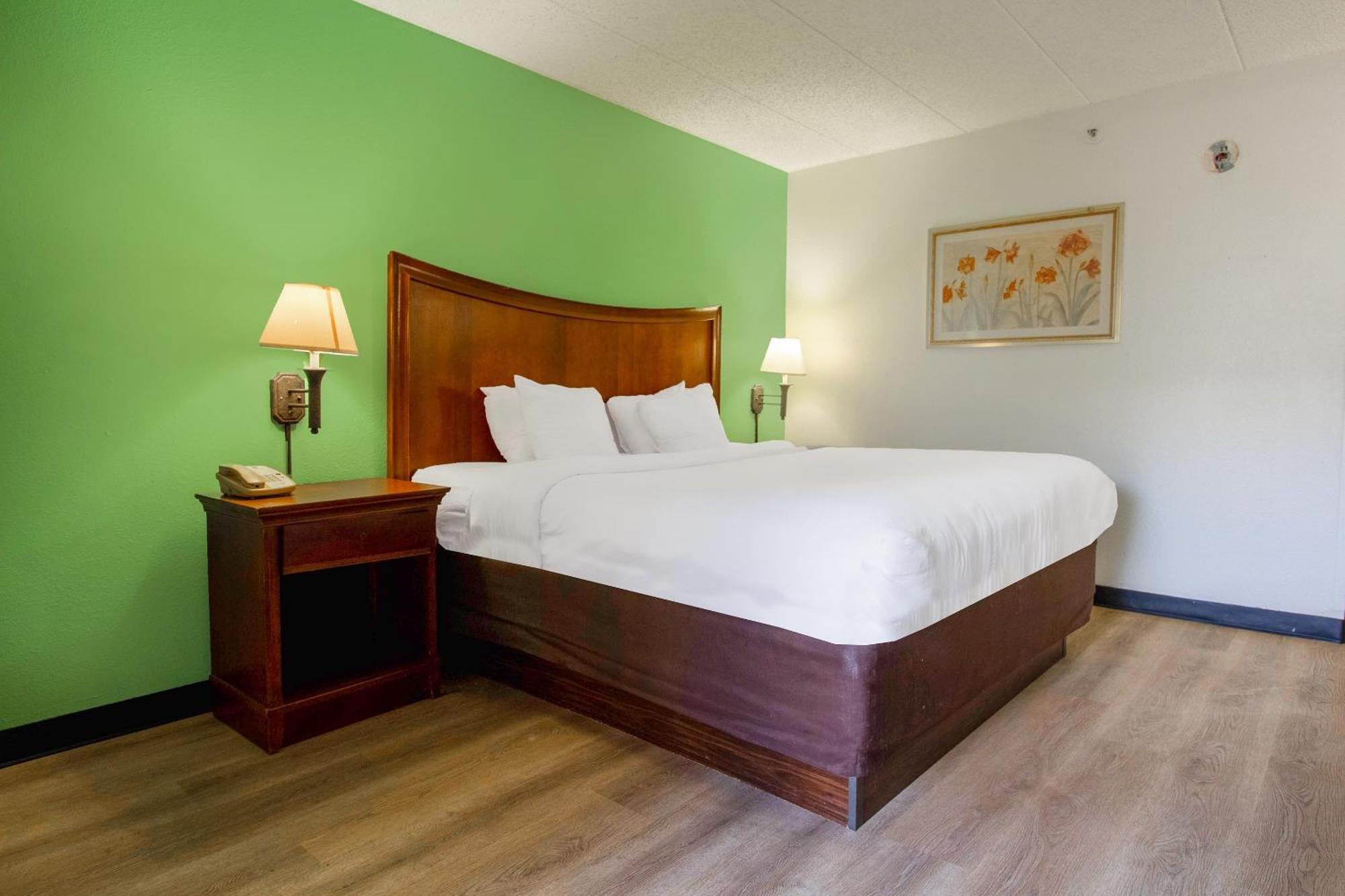Tulsa Square Hotel Central, I-44 By Oyo ภายนอก รูปภาพ