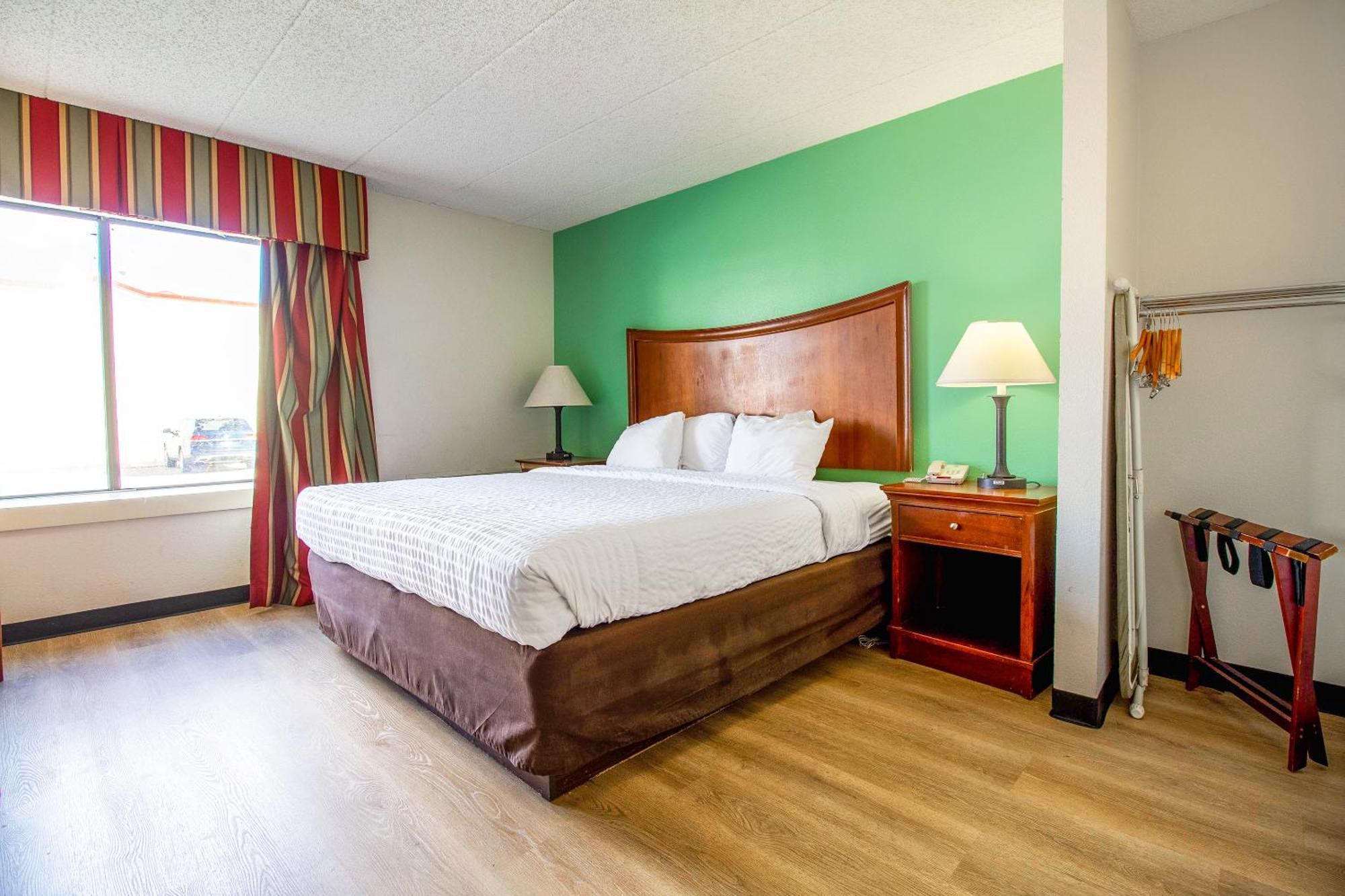 Tulsa Square Hotel Central, I-44 By Oyo ภายนอก รูปภาพ