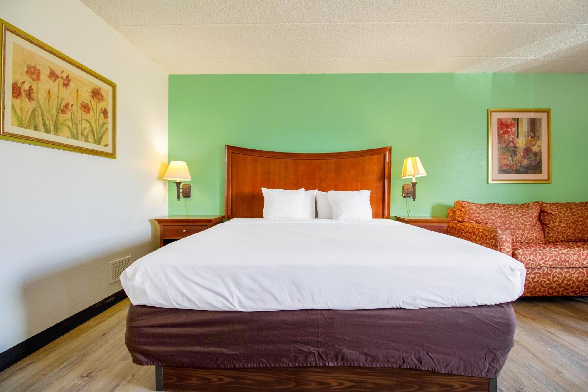 Tulsa Square Hotel Central, I-44 By Oyo ภายนอก รูปภาพ