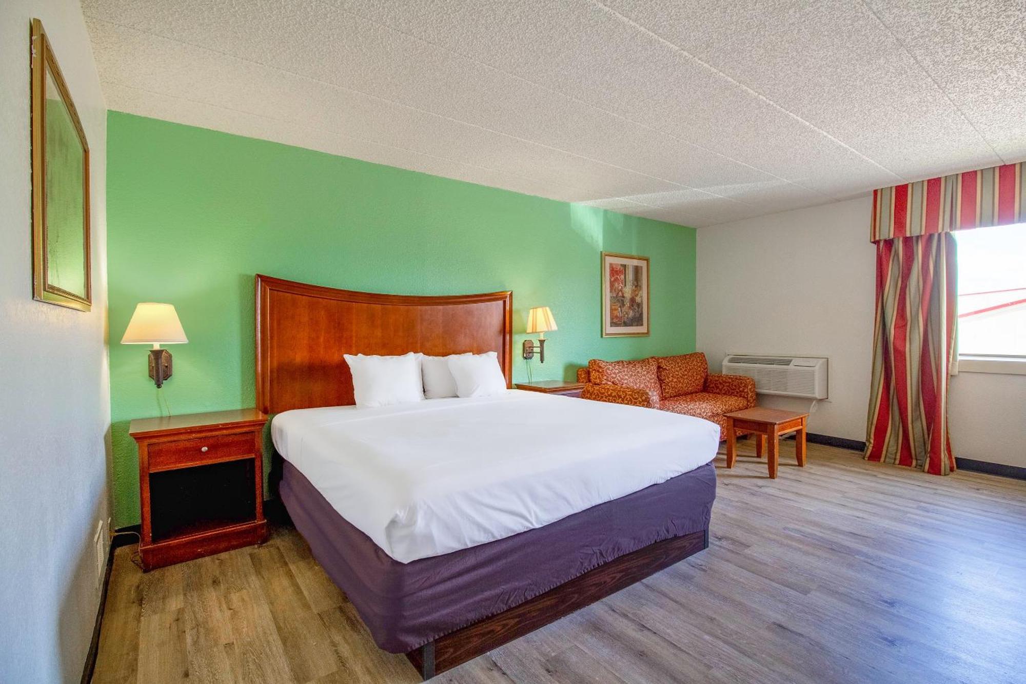 Tulsa Square Hotel Central, I-44 By Oyo ภายนอก รูปภาพ
